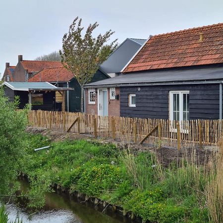Schwone Diekhuusje - Vakantiewoning Aan De Noordzeekust Βίλα Schoondijke Εξωτερικό φωτογραφία