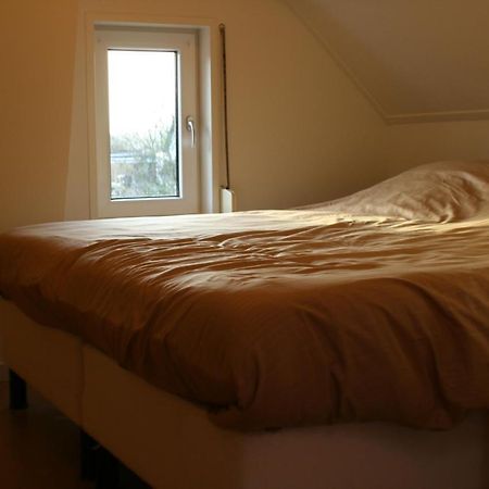 Schwone Diekhuusje - Vakantiewoning Aan De Noordzeekust Βίλα Schoondijke Εξωτερικό φωτογραφία