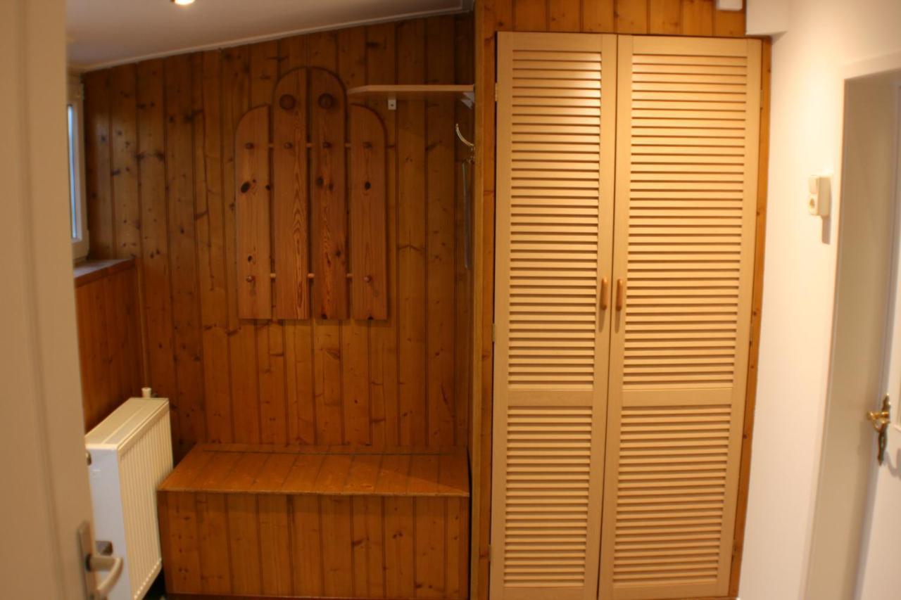 Schwone Diekhuusje - Vakantiewoning Aan De Noordzeekust Βίλα Schoondijke Εξωτερικό φωτογραφία