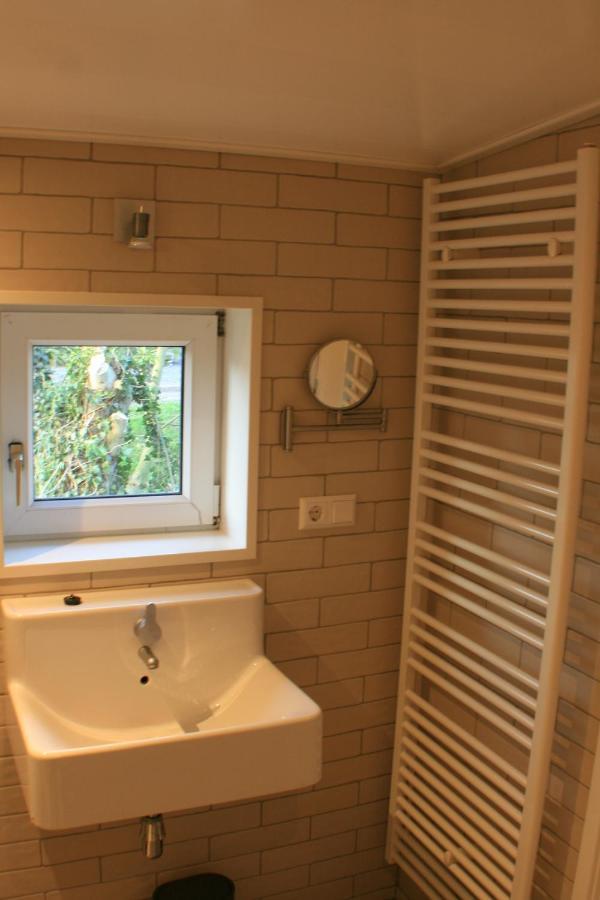 Schwone Diekhuusje - Vakantiewoning Aan De Noordzeekust Βίλα Schoondijke Εξωτερικό φωτογραφία
