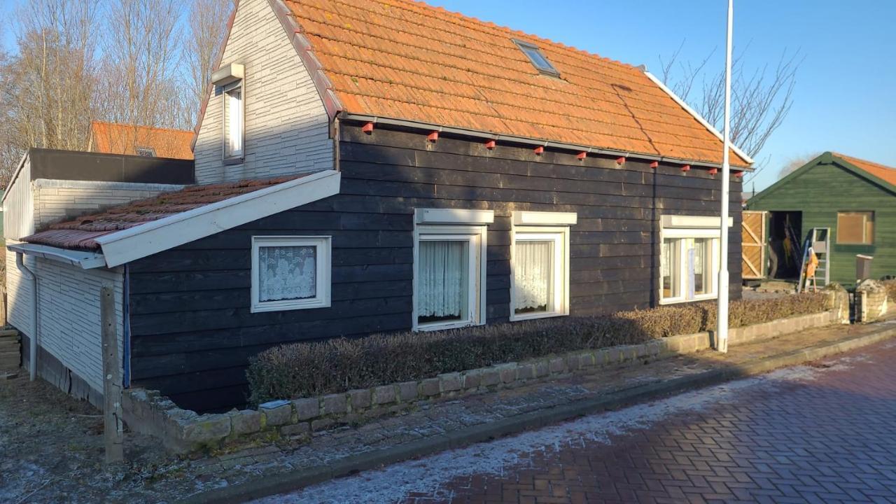 Schwone Diekhuusje - Vakantiewoning Aan De Noordzeekust Βίλα Schoondijke Εξωτερικό φωτογραφία